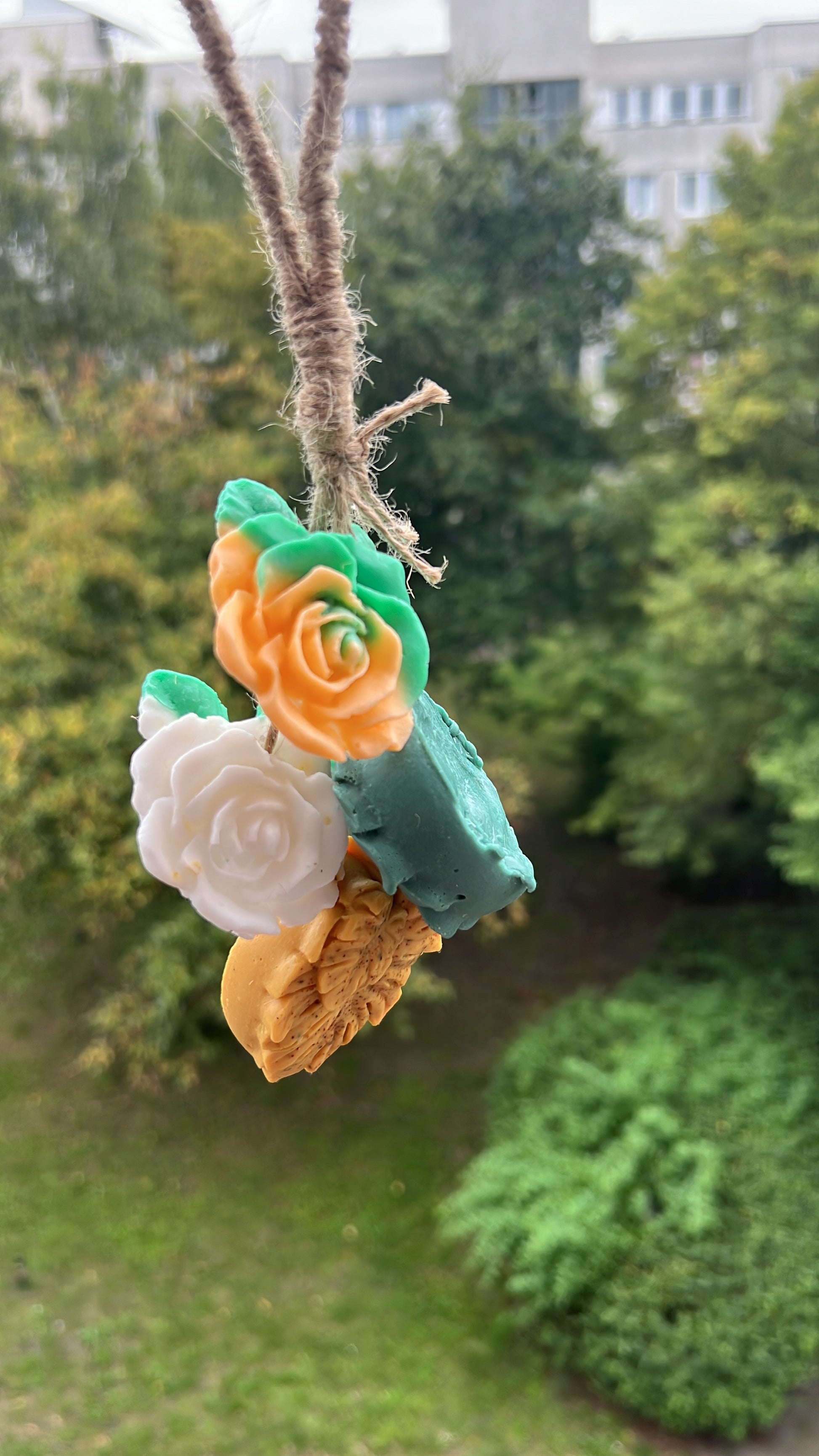 Hülyet Naturèl ✨
Handgemachte Duftseife
🌸 %100 El Yapımı | Natürlich | Dekoratif