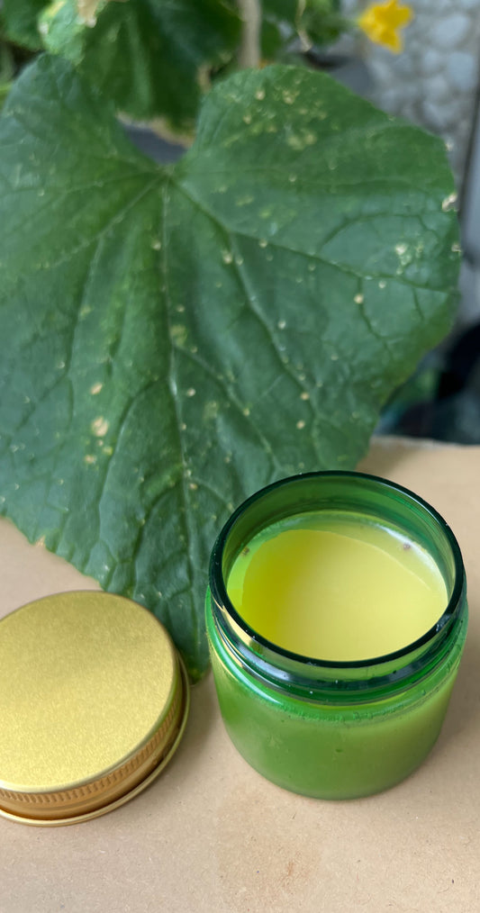 Hülyet – Herbal Protection Balm (Tansy & Fleabane), 50 ml
El yapımı, sınırlı üretim, Almanya menşeli.