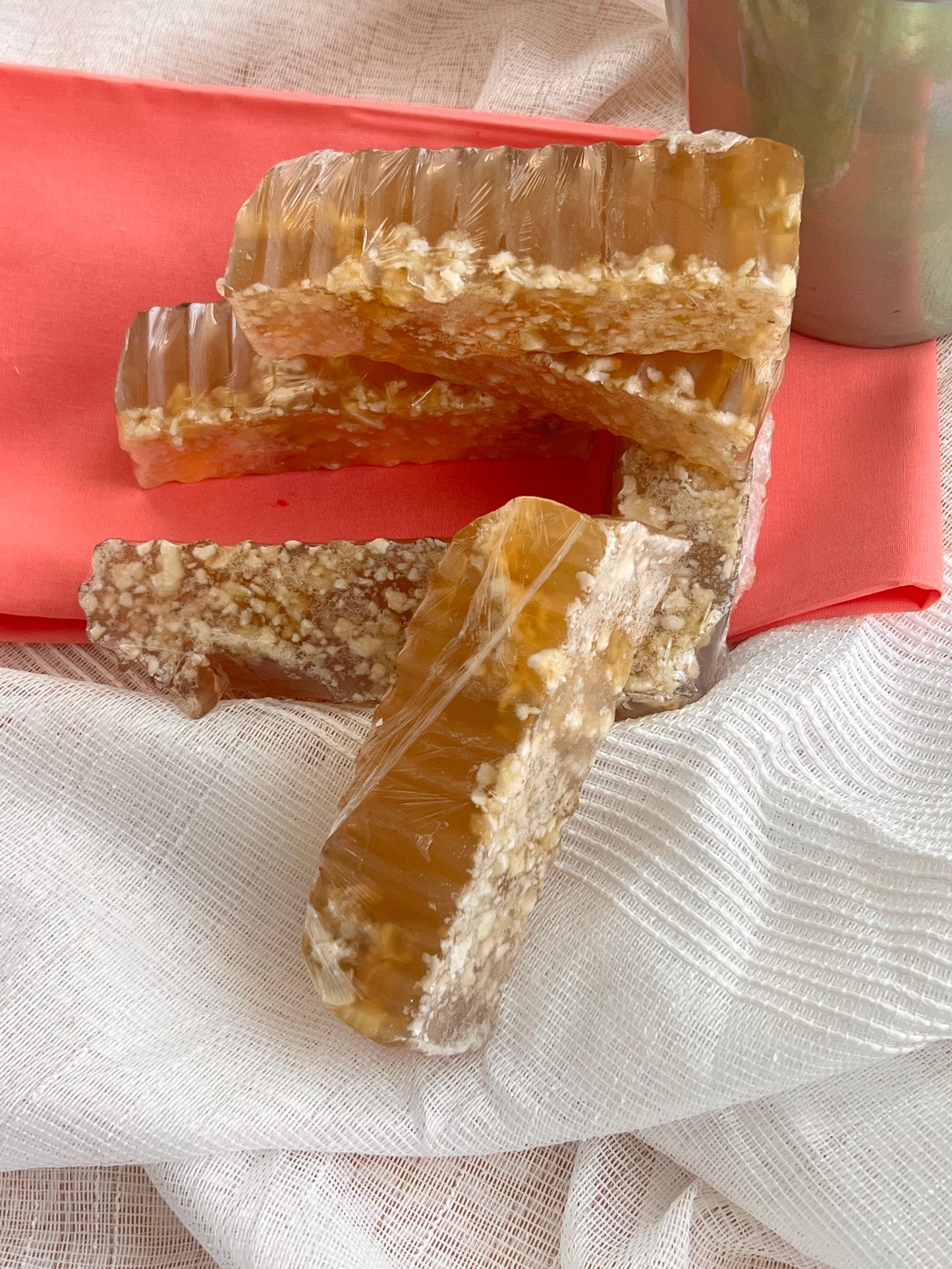 •	“Organik sabun – handmade soap”
Gliserinli tüm cilt tipleri