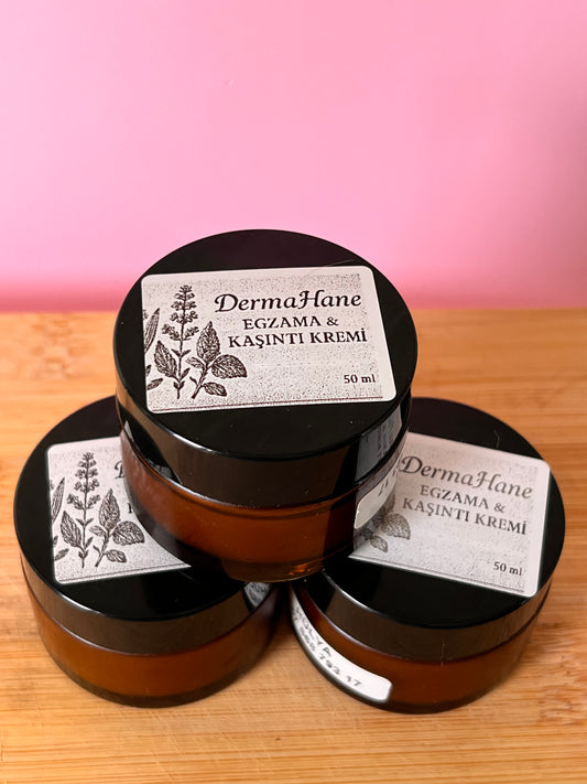 Egzama, kaşıntı ve tahrişli ciltler için özel formül.
Aynısefa, damar otu ve E vitaminiyle cildi yatıştırır, korur ve doğal dengesine kavuşturur. 🌿
