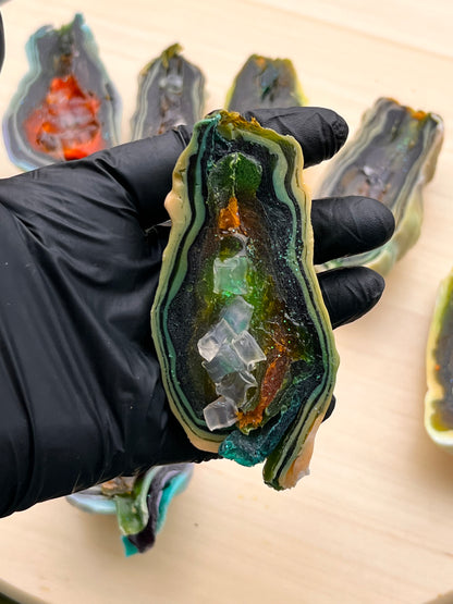 El yapımı, doğal taş estetiğinden ilham alan özel sabun koleksiyonu. Her biri benzersiz, her biri sanat eseri.

doğal sabun, el yapımı sabun, agat sabun, jeotit sabun, doğal taş sabun, handmade soap, geode soap, naturseife, artisan soap, Hülyet Naturèl, doğal bakım, hediye sabun, plant-based soap
